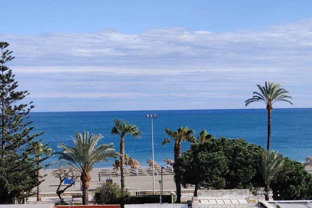 Precioso Apartamento Frente A La Playa 토레델마르 외부 사진